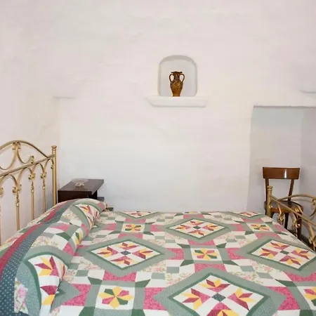 Trullo Licchio 奇斯泰尼诺