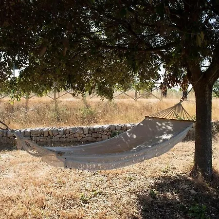 Trullo Licchio 度假居 *